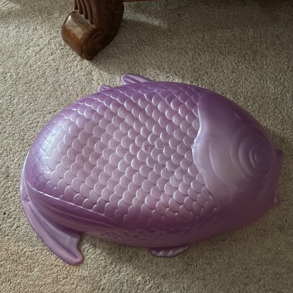 Large acrylic purple fish party bowl - Picture 2 of 7